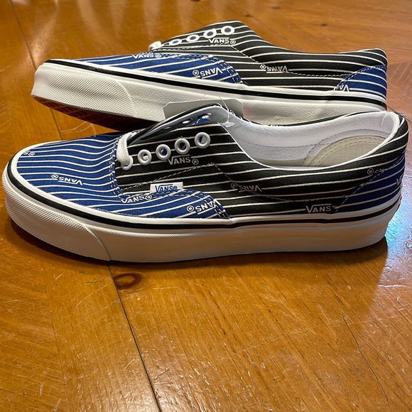 Vans Shoes - Women’s Vans Sneakers Era 95 Dx Anaheim Factory Blue / Black Stripes Size 9 NEW